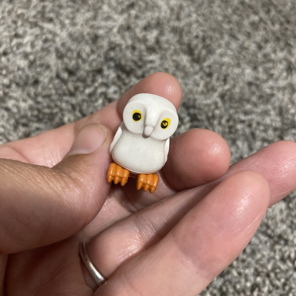 Playmobil Snow Owl Figure for Trees, Forest, Castle B9-57